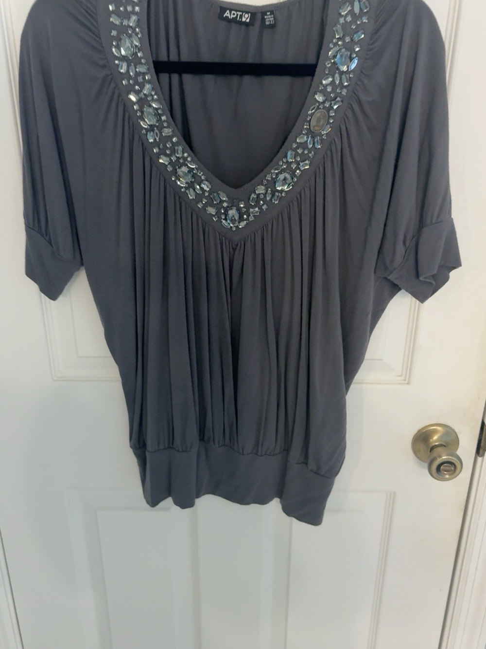 Apt. 9 Gray Jeweled V-Neck Dolman Sleeve Top Size Medium